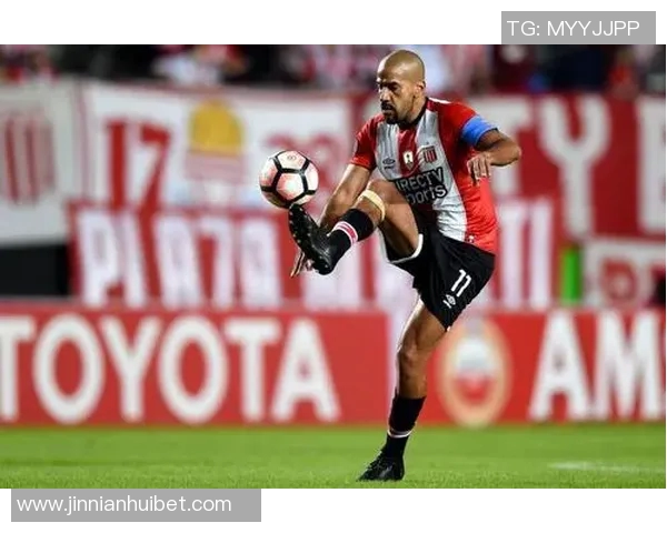 拉普拉塔大学生发声支持贝隆及全体球员坚决反对处罚决定 拉普拉塔大学生发声支持贝隆及全体球员坚决反对处罚决定