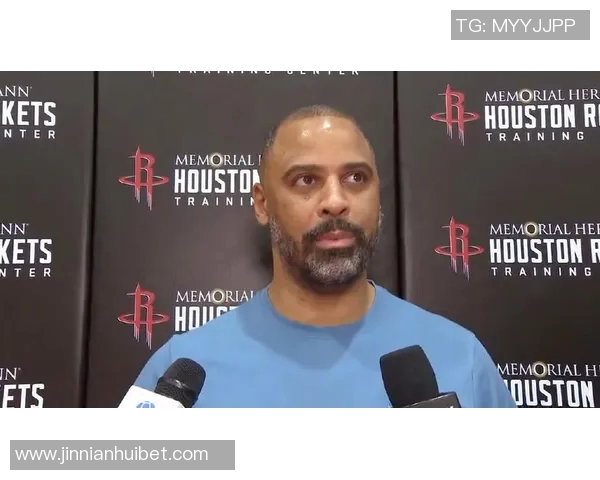 乌度卡称赞伊森独特直觉强调有些能力无法通过教学获得 乌度卡称赞伊森独特直觉强调有些能力无法通过教学获得