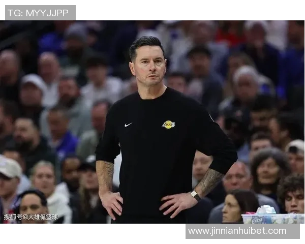 雷迪克直言老詹回归后球队进攻随意化责任在我身上