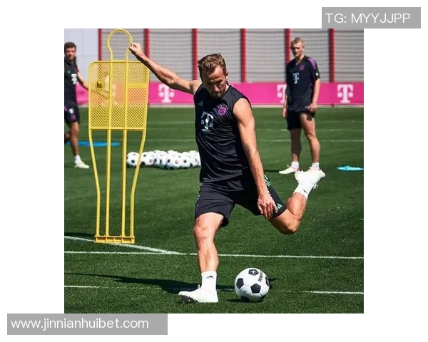 萨默尔称赞孔帕尼如老帅拜仁教练与球员默契度居欧洲之首